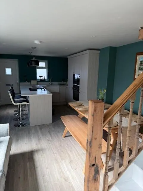 Brand New Stylish Converted Coach House In Cardiff Velká Británie